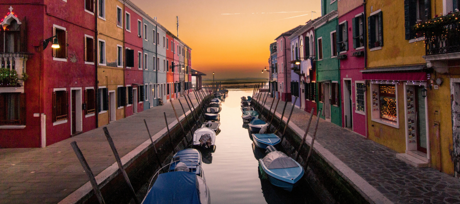 Photo by Fabio Mangione on Unsplash